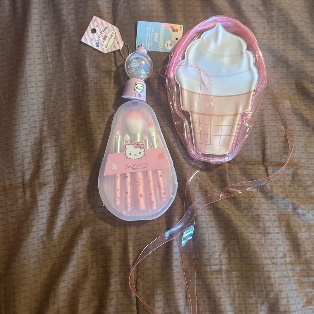 Hello Kitty Pink  brush set and Ice Cream Cone Bag